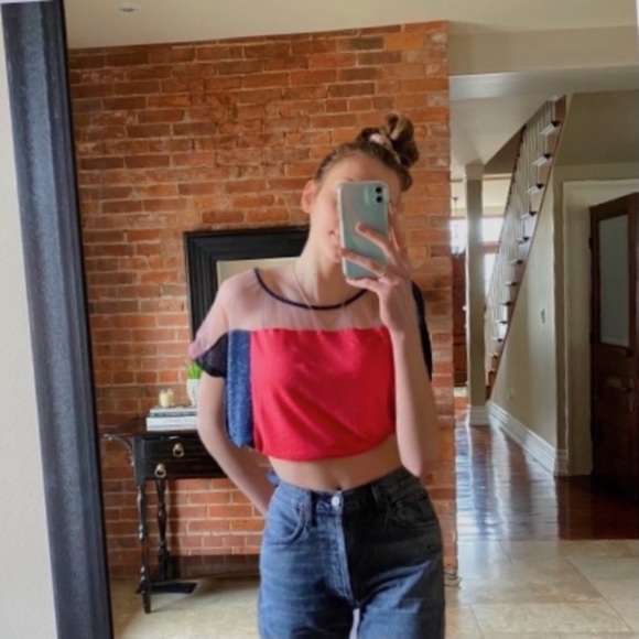 ⭐️2/$35⭐️ Mustard Seed Coral and Navy Blue Sparkle Mesh Neckline Top - Picture 2 of 7